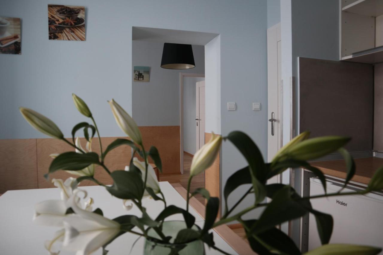 One More Night Apartment, Poznan Old Town Buitenkant foto
